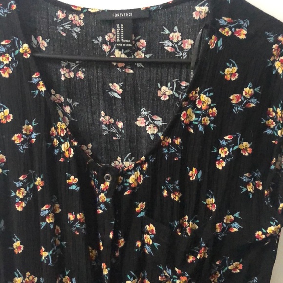 Floral romper - Picture 2 of 2